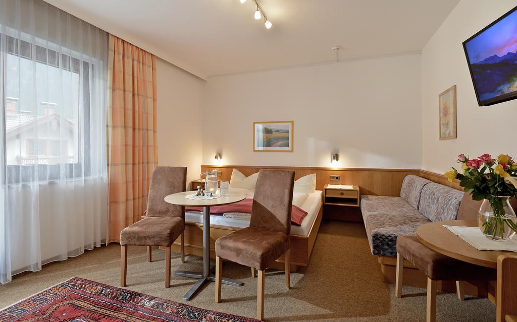 Hotel Garni Jennewein マイヤーホーフェン 部屋 写真